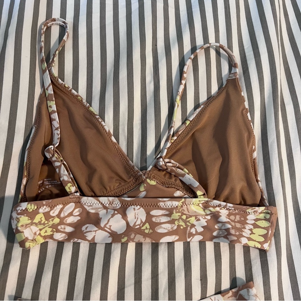 Aerie High Rise Crossover Bikini SET - Picture 6 of 9